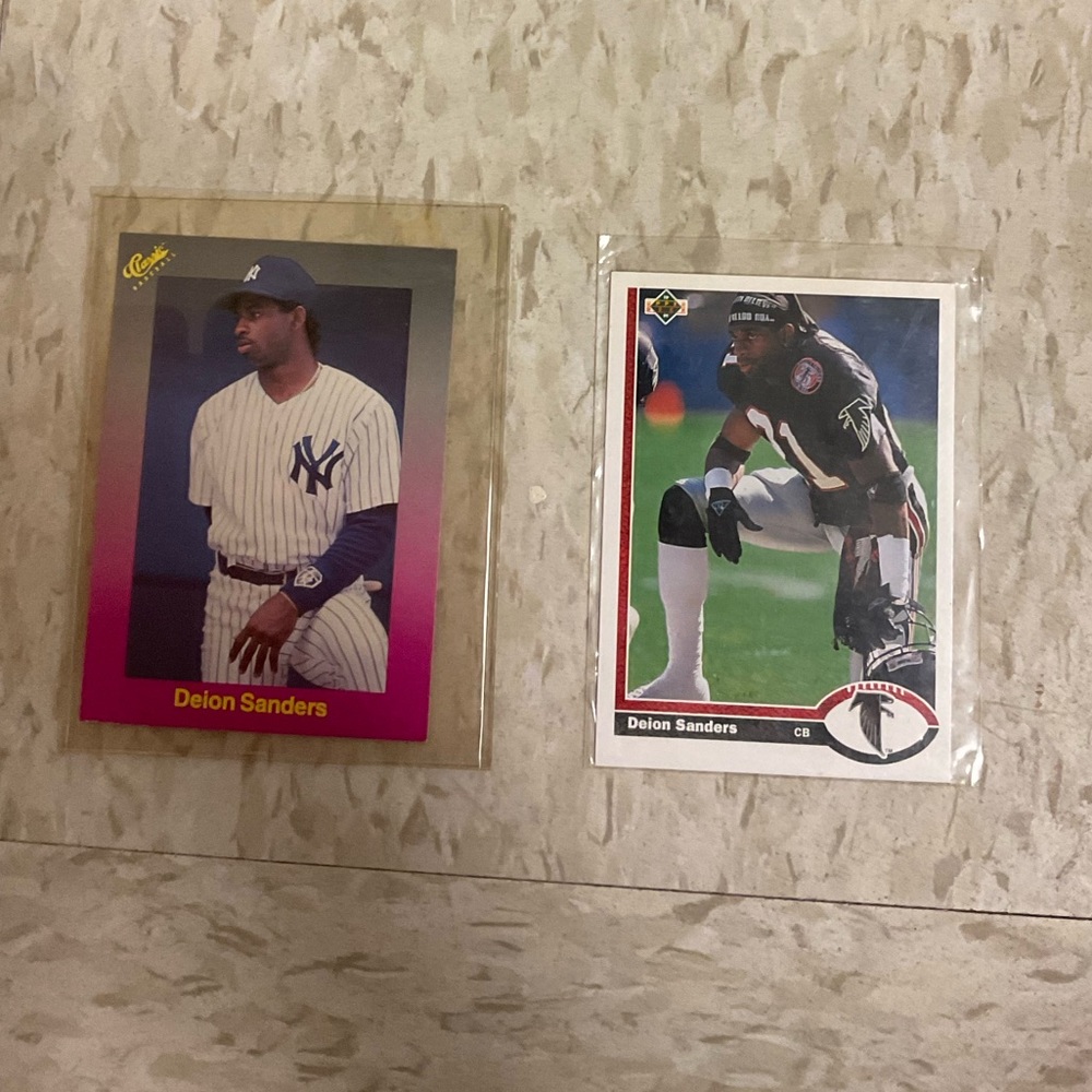 Deion Sanders football and baseball card